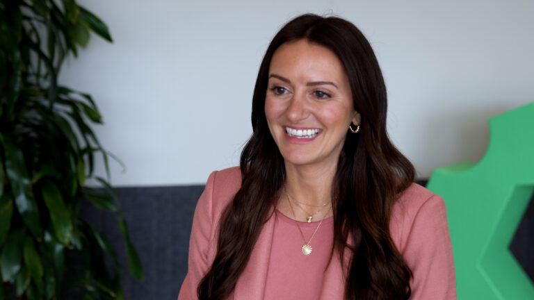 amanda deer jewelry uses shipstation to scale across platforms