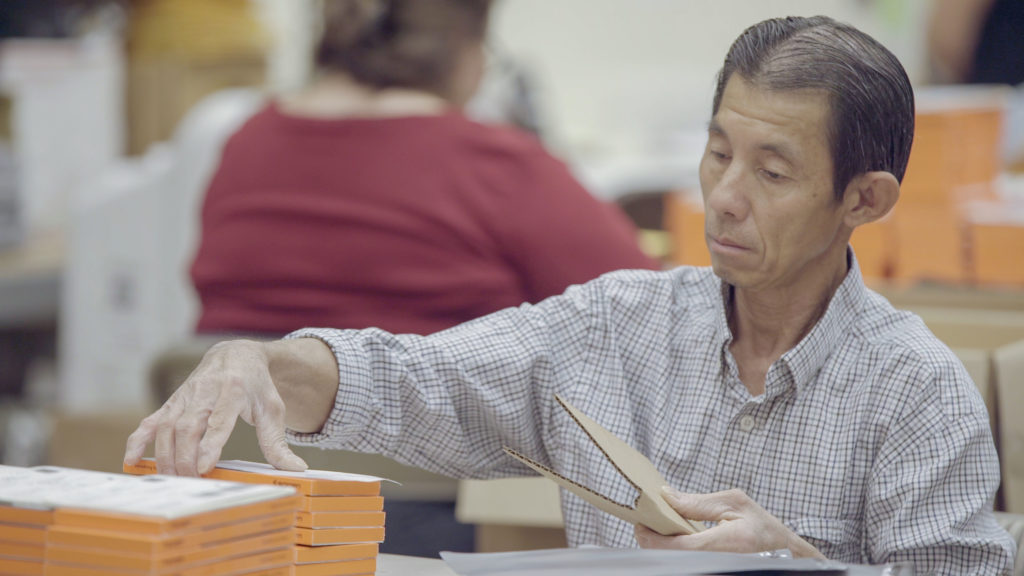 Spigen smartphone case screen protector company uses ShipStation and topShelf